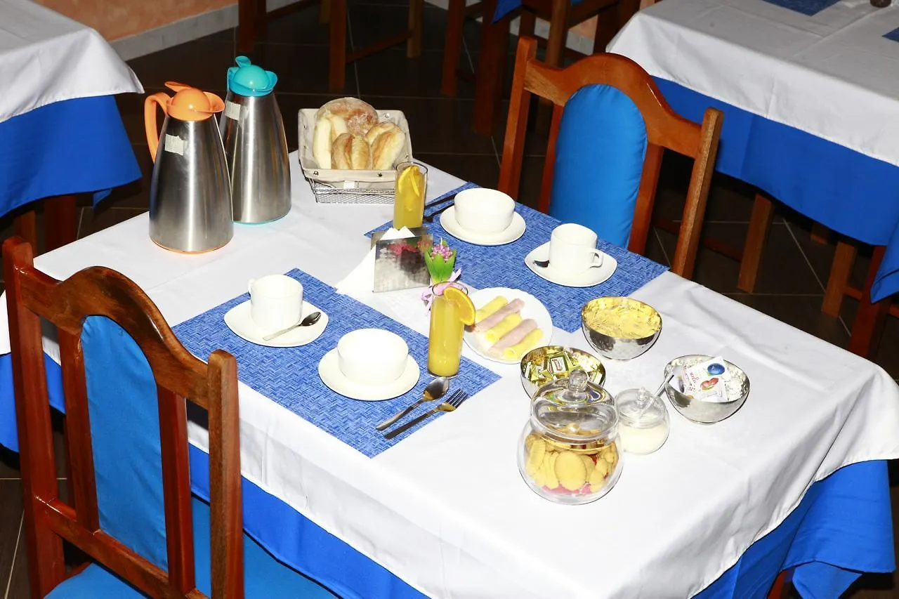 Vivenda Viviani Bed & Breakfast Praia 3*,